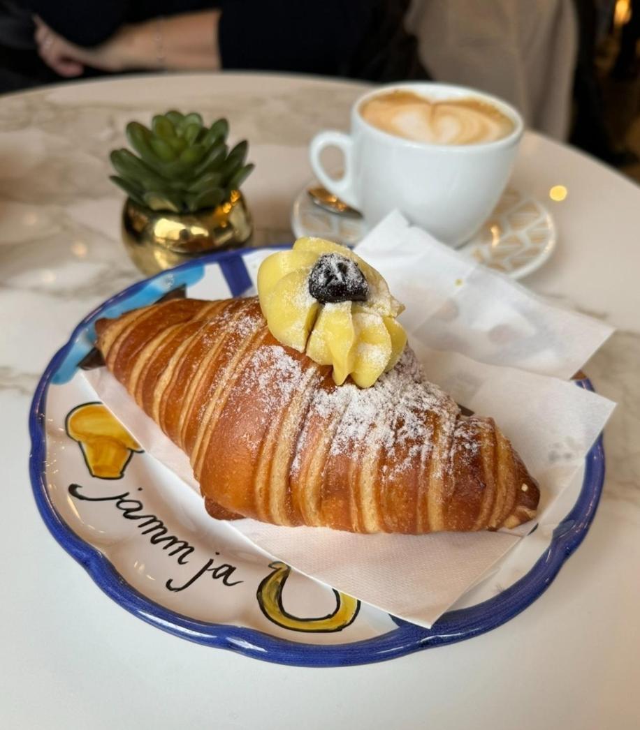 B&B Napoli Duomo Zewnętrze zdjęcie