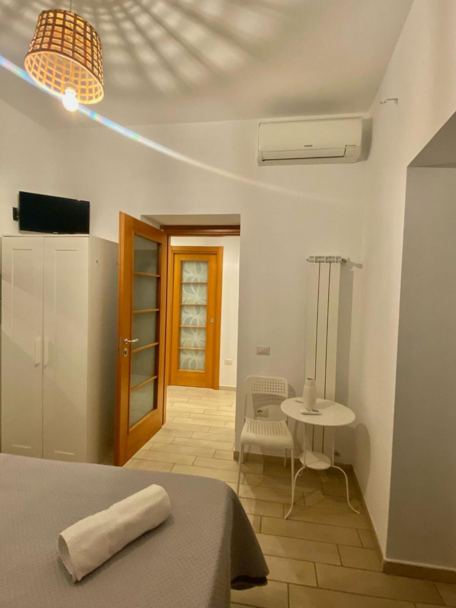 B&B Napoli Duomo Zewnętrze zdjęcie